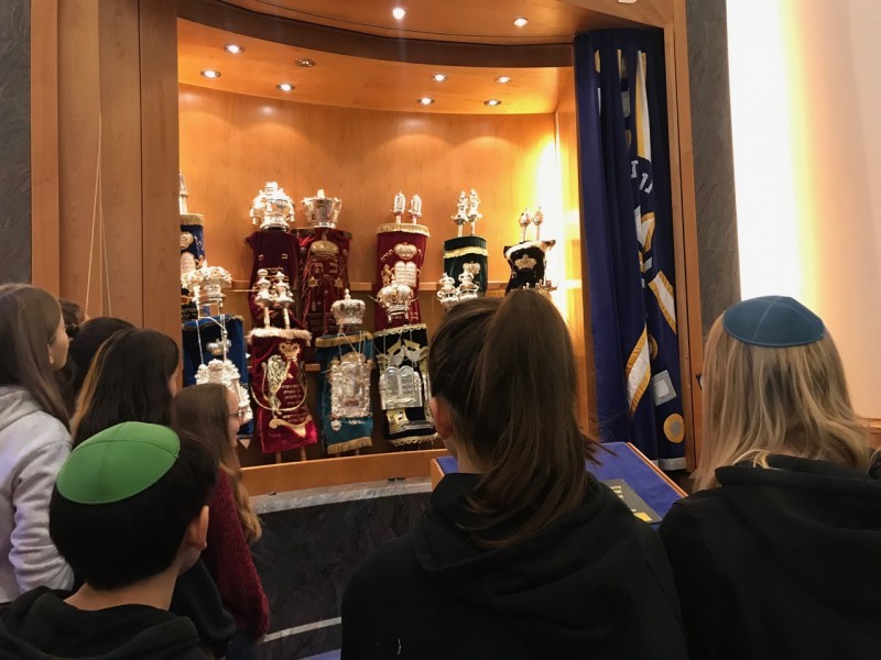 Religion, Kultur und Ethik: Besuch einer Synagoge der 2. Sek