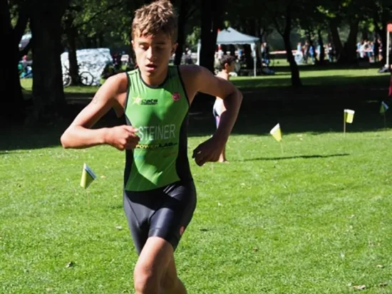 Triathlon: Aris gewinnt im Team die Silbermedaille an der Schweizermeisterschaft!